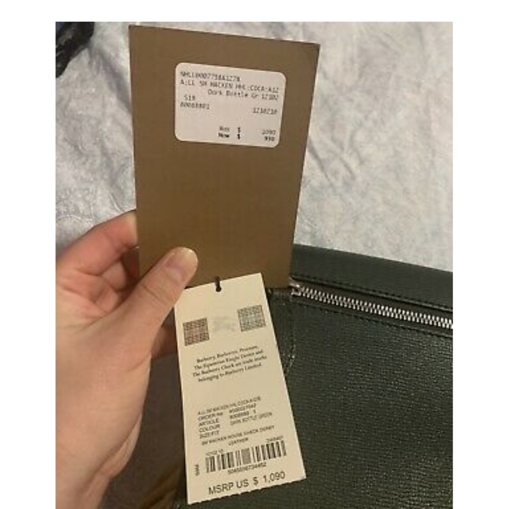 Authentic Burberry Purse - Picture 5 of 6